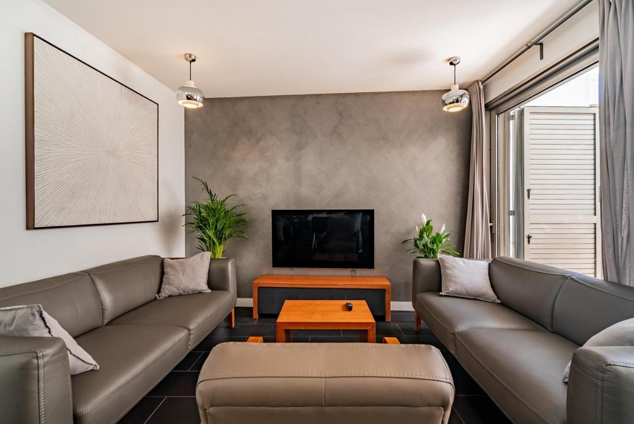 Vlvilla - Villa De Lujo En Valencia Con Piscina Privada Y Sala De Cine บูร์จาซ็อต ภายนอก รูปภาพ